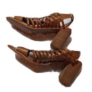 Women's Steve Madden heels Size 8 New